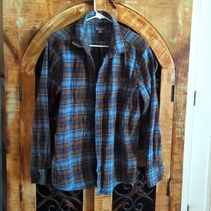 Eddie Bauer Long Sleeve Flannel Shirt. XL. Blue & Brown.